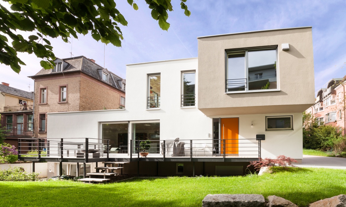 Modernes Einfamilienhaus in Freiburg-Neuburg